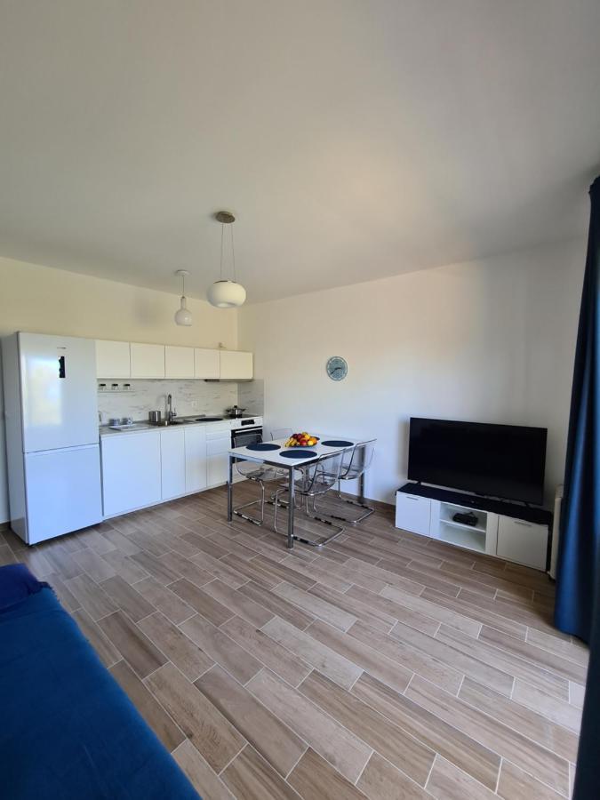 Apartment Elena Prigradica
